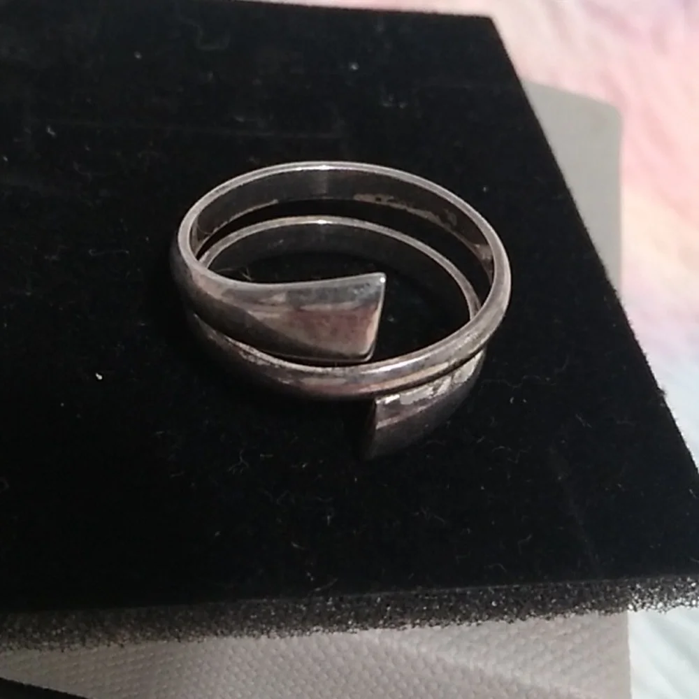 SALE! Swirl 925 Sterling Silver Ring Sz.7